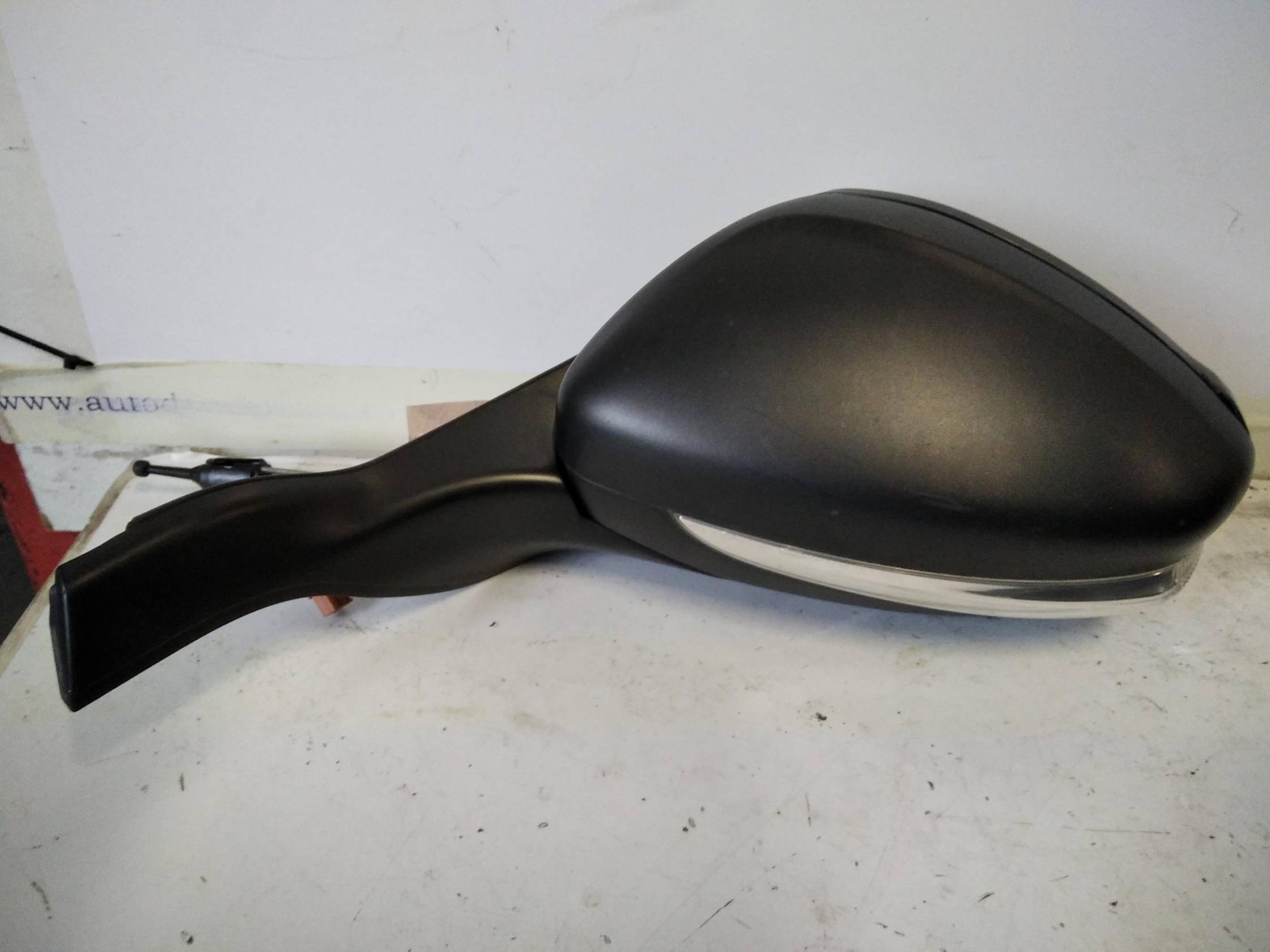 Retrovisore est. regolaz. elettr. sx.